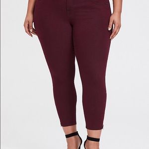 TORRID STILETTO JEGGING - RED WASH